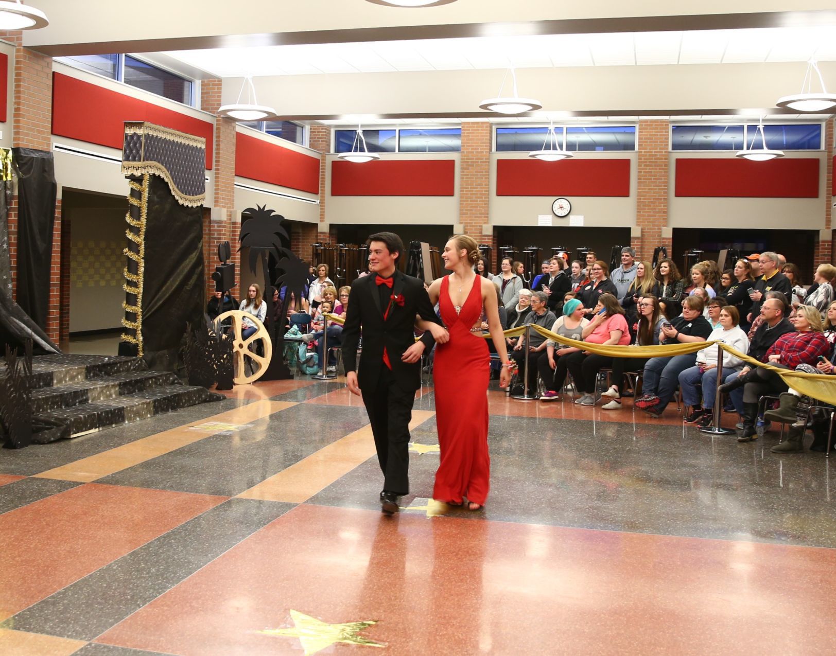 MC Prom 2018 (24).JPG